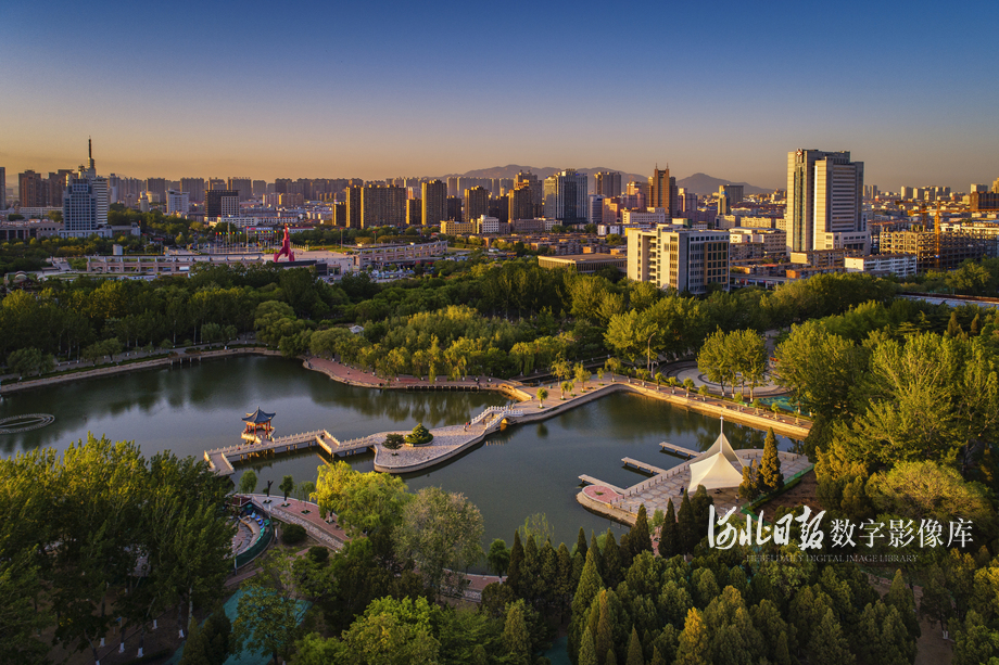 秦皇岛市人民公园.jpg