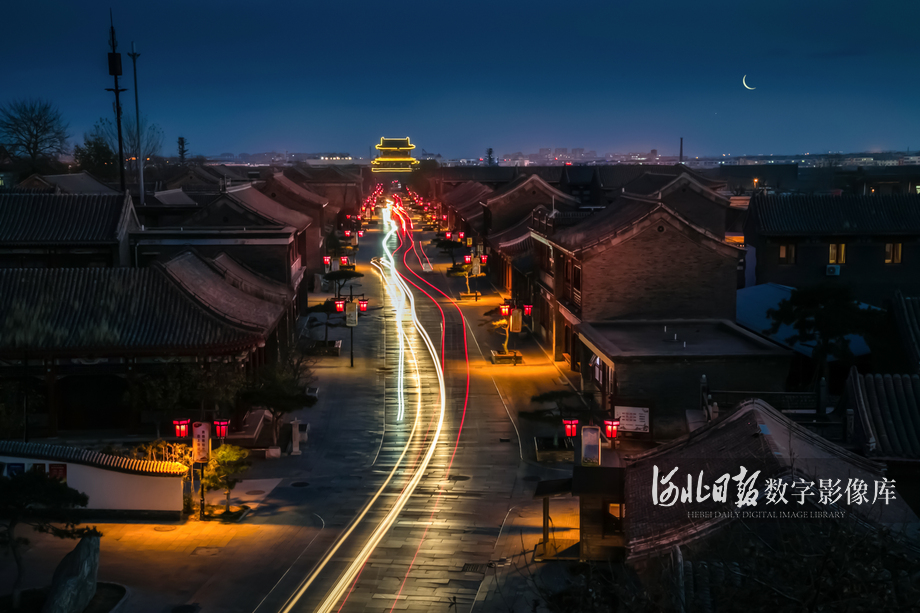 古城夜色